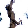 05_Revolutionary_statue_in_Managua-_his_right_leg_shows_damage_from_a_granade