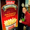 09-instant-hot-french-fries-from-a-machine-these-kiwis-really-know-how-to-take-care-of-a-bunch-of-tired-cyclists