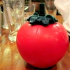 04-the-tomato-shaped-ketchup-bottle-is-a-nz-staple-in-any-restaurant