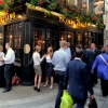 06-getting-a-quick-pint-after-work-is-a-popular-thing-in-london