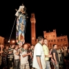 48-the-winning-contrada-paraded-around-the-city-celebrating-all-night