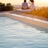 25-how-romantic-if-only-they-had-rented-the-villa-for-them-selves